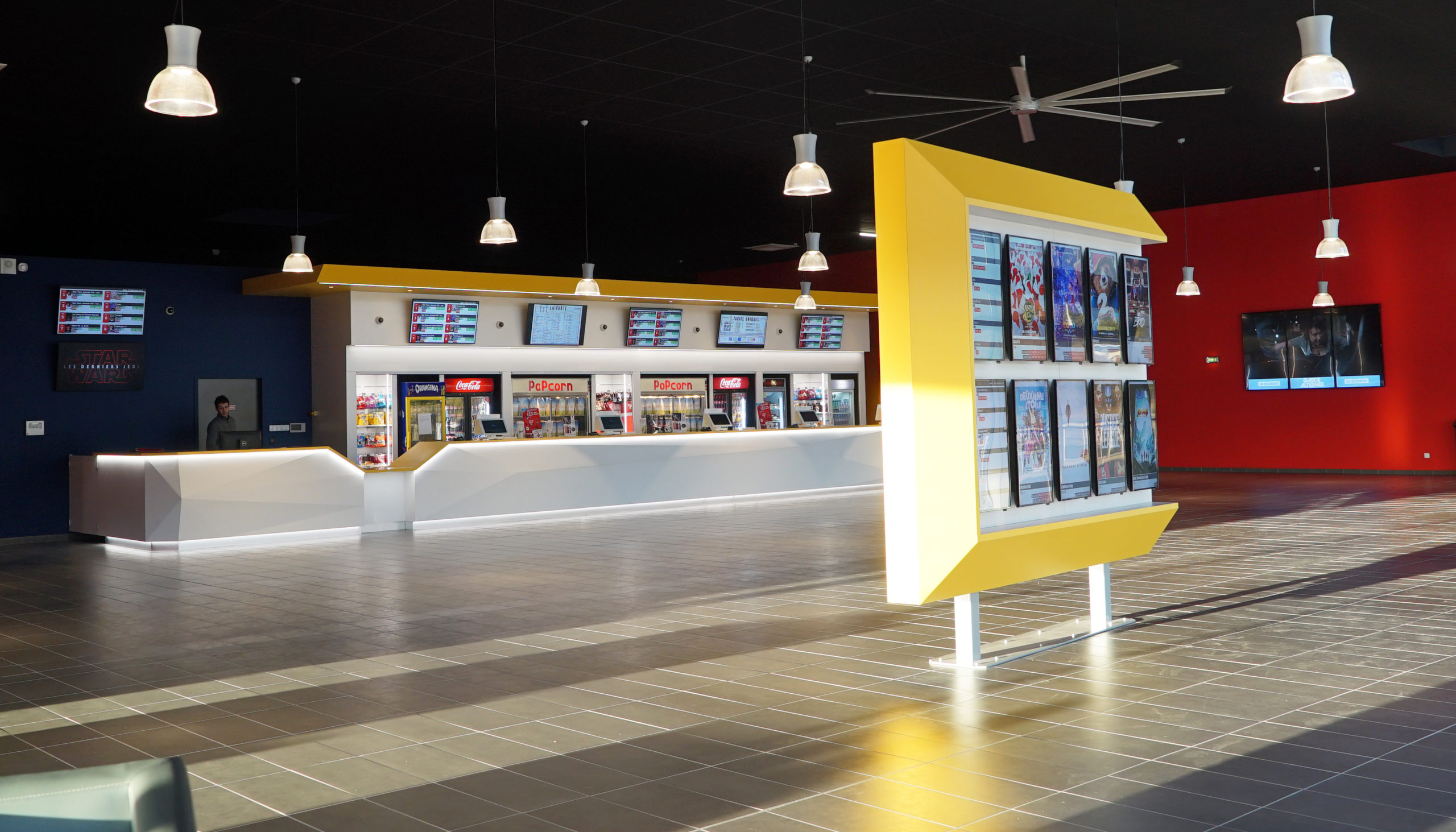 HALL_CINE_MEGARAMA-GECOME